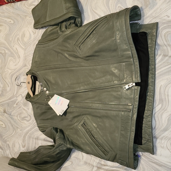 ZADIG & VOLTAIRE NWT OLIVE REAL LEATHER ASYMMETRIC ZIP MOTO JACKET - Picture 1 of 12